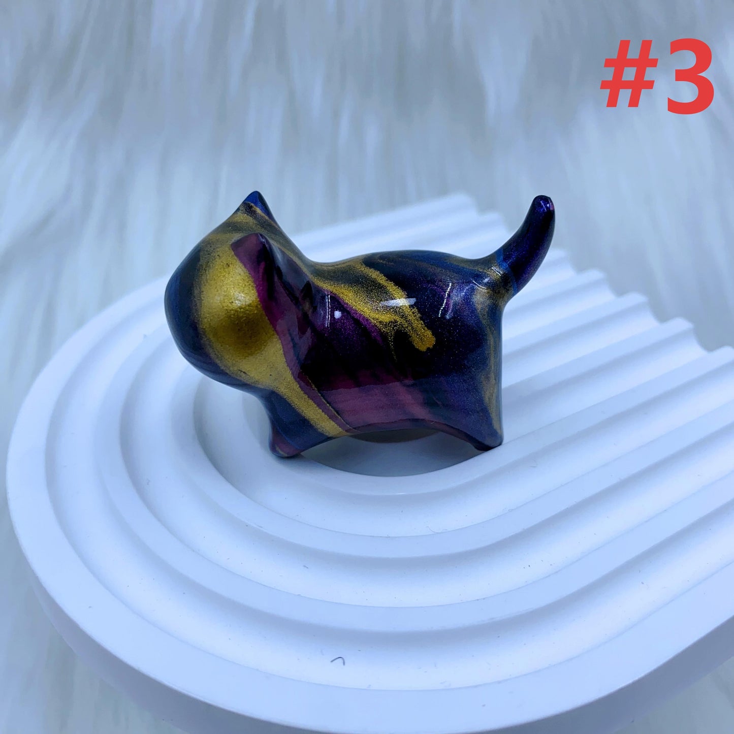 【Hand-painted】 Solid Sandalwood Lacquer Cat