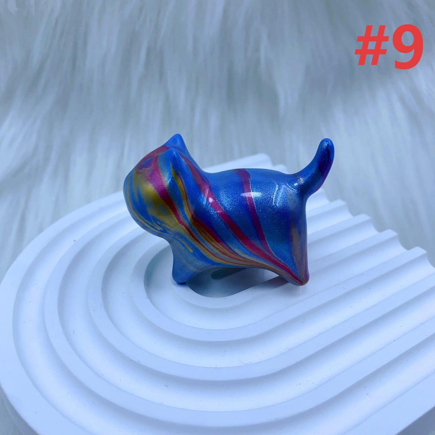 【Hand-painted】 Solid Sandalwood Lacquer Cat