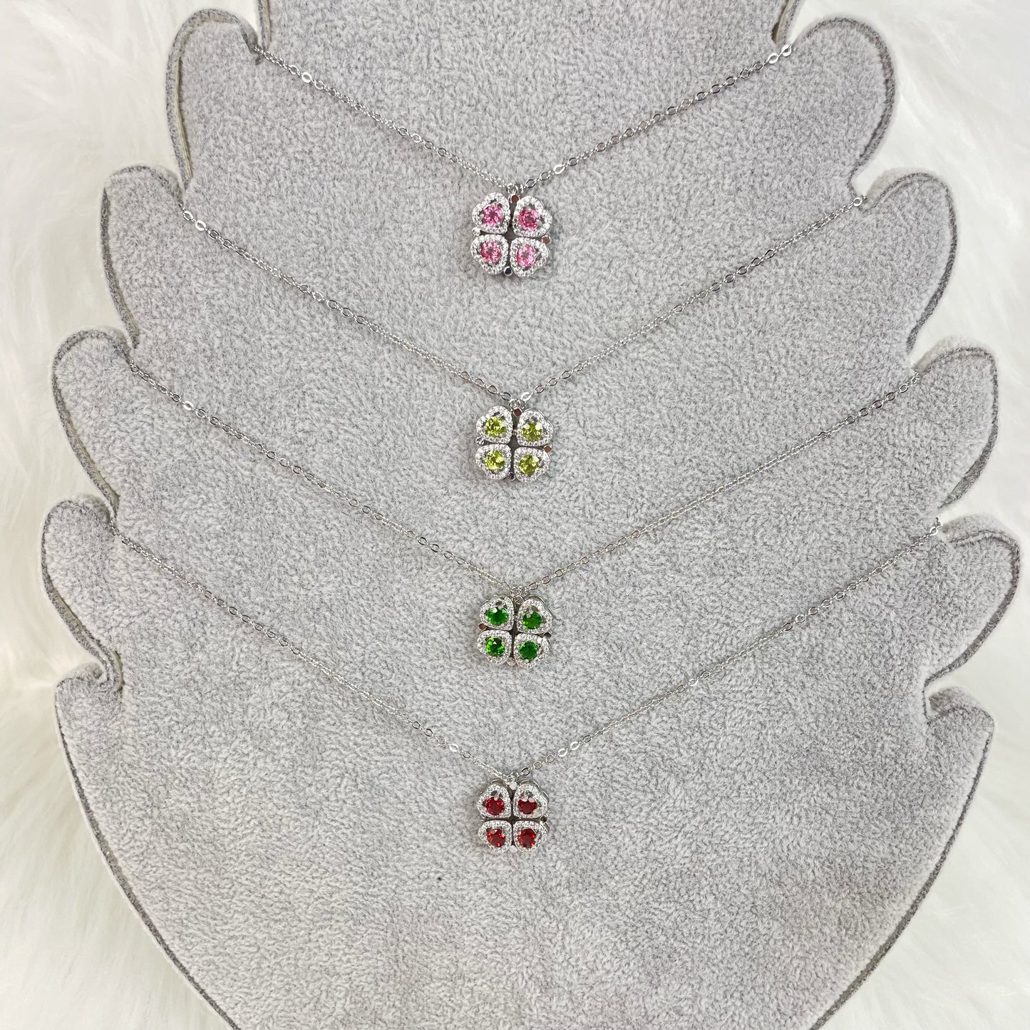 【Copper Alloy 】Four Leaf Clover Necklace
