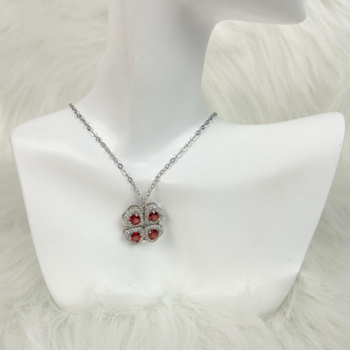 【Copper Alloy 】Four Leaf Clover Necklace